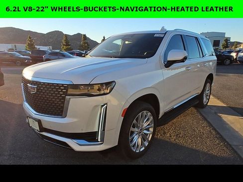 Used 2024 Cadillac Escalade Luxury image 1