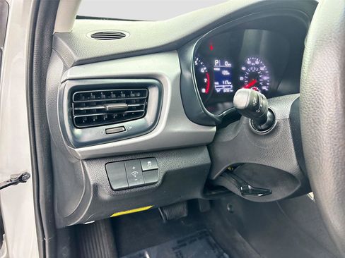 Used 2020 Kia Rio S image 10