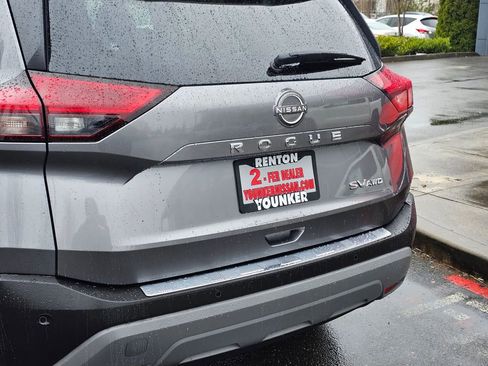 Certified 2023 Nissan Rogue SV image 10