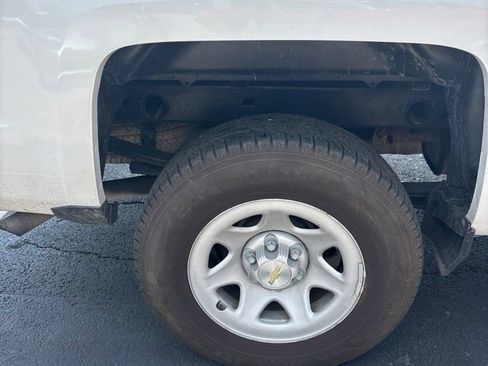 Used 2017 Chevrolet Silverado 1500 W/T w/ Trailering Package RWD image 10