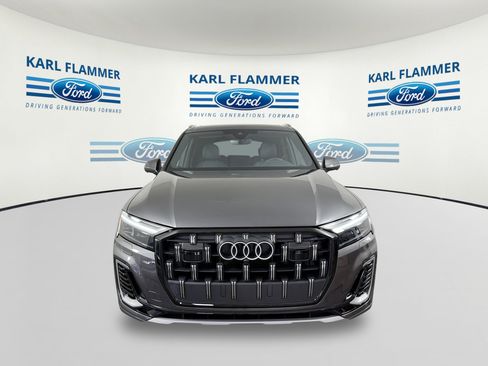 Used 2025 Audi Q7 2.0T Premium w/ Convenience Package AWD/4WD image 2