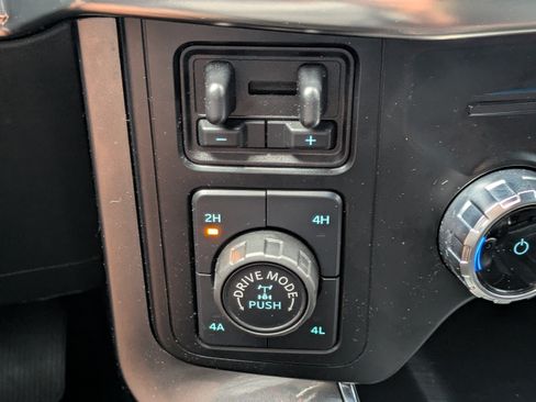 Used 2023 Ford F150 Lariat w/ Equipment Group 502A High AWD/4WD image 28