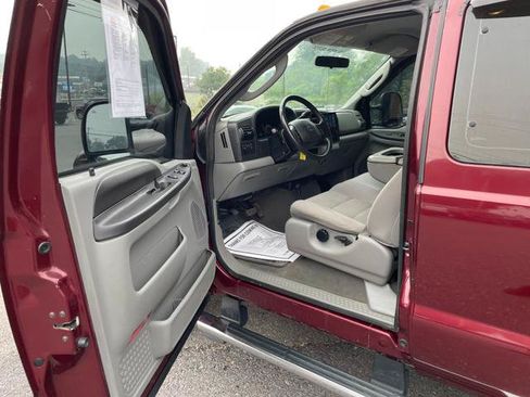 Used 2006 Ford F250 XLT AWD/4WD image 13