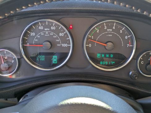 Used 2018 Jeep Wrangler Unlimited Sport image 20