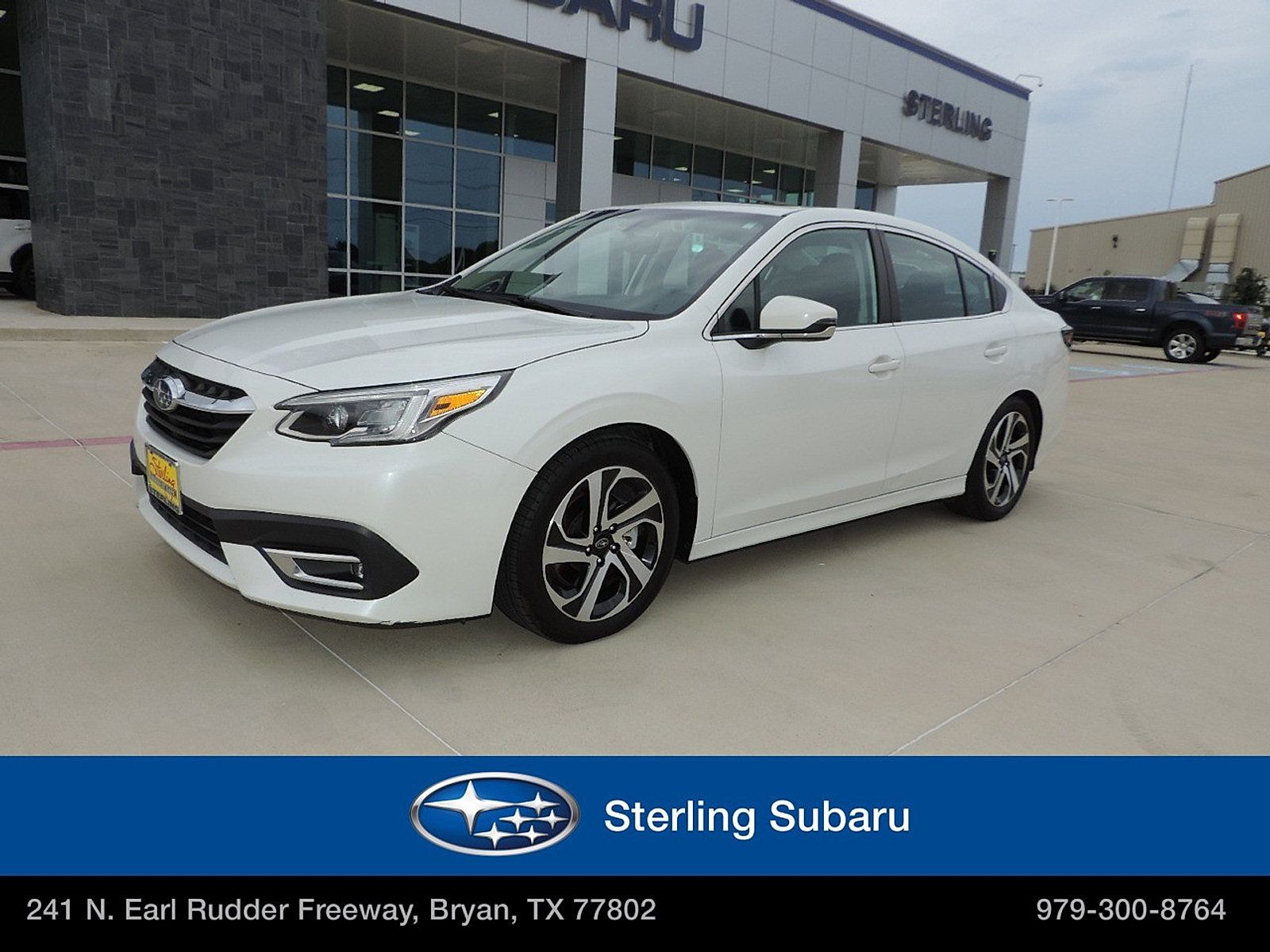 Used 2022 Subaru Legacy Limited AWD/4WD image 1
