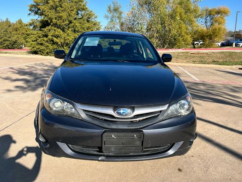 Used 2011 Subaru Impreza 2.5i image 2