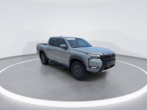 Certified 2025 Nissan Frontier PRO-4X AWD/4WD image 2