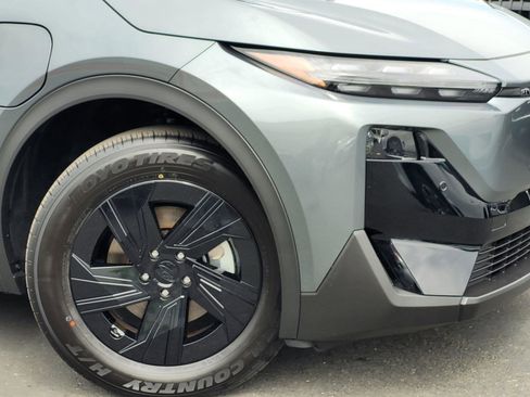 New 2026 Subaru Uncharted Premium FWD image 4