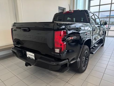 Used 2025 Chevrolet Colorado LT w/ Advanced Trailering Package AWD/4WD image 43