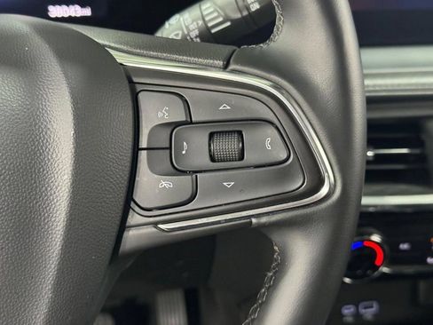 Used 2024 Buick Encore GX Sport Touring AWD/4WD image 17