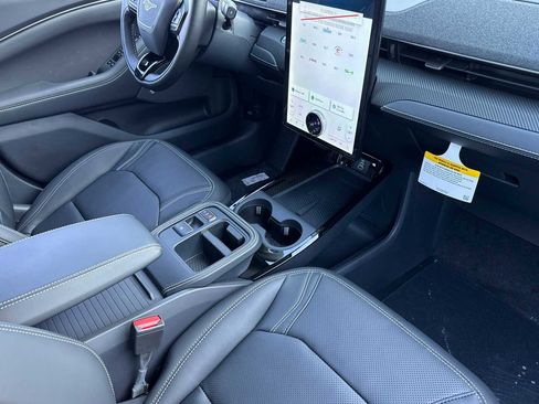 New 2025 Ford Mustang Mach-E Premium image 13