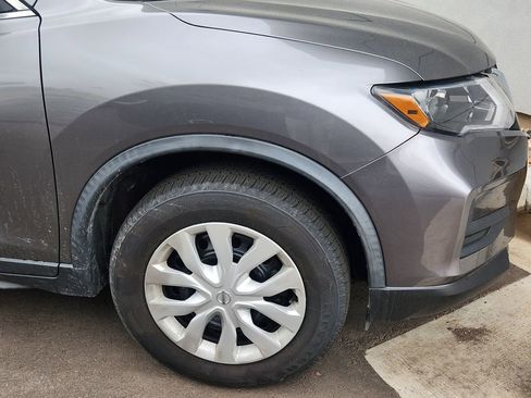 Used 2019 Nissan Rogue S AWD/4WD image 11