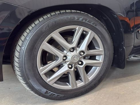Used 2013 Lexus LX 570 4WD image 53