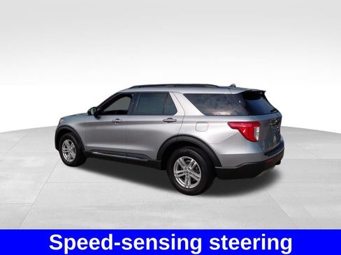 Used 2022 Ford Explorer XLT w/ Equipment Group 202A AWD/4WD image 20