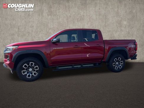 Used 2023 Chevrolet Colorado Z71 w/ Z71 Convenience Package 2 AWD/4WD image 2