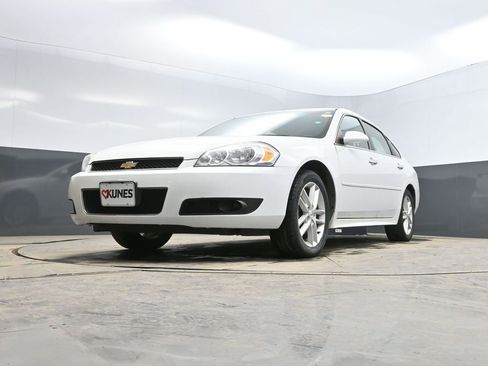Used 2014 Chevrolet Impala LTZ image 38