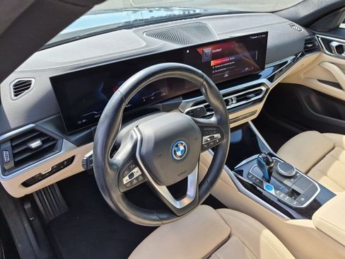 Used 2022 BMW i4 eDrive40 RWD image 9