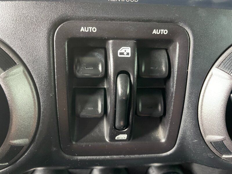 Used 2017 Jeep Wrangler Unlimited Sport w/ Quick Order Package 24S AWD/4WD image 30