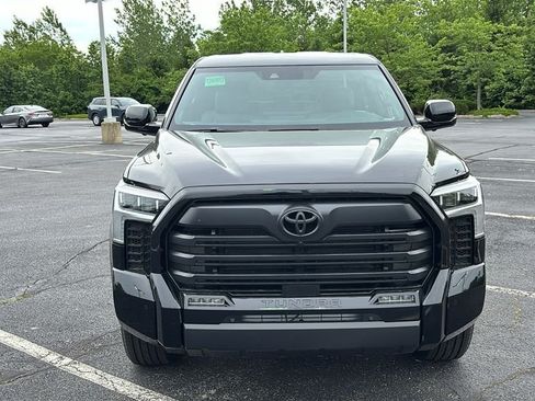 New 2026 Toyota Tundra Limited AWD/4WD image 8