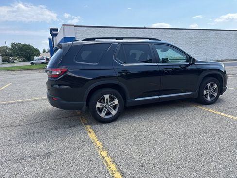 Used 2024 Honda Pilot EX-L image 30