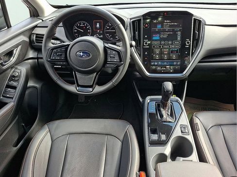 Certified 2025 Subaru Crosstrek 2.5i Limited w/ Crosstrek Mirror Package image 12