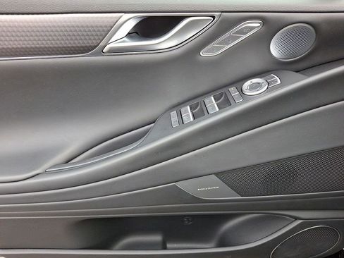 Used 2025 Genesis G80 2.5T Sport Prestige image 10