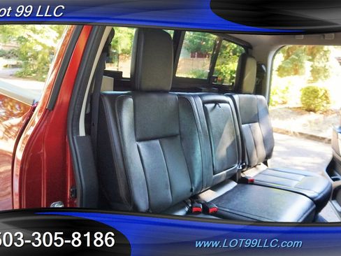 Used 2017 Nissan Titan SL image 17