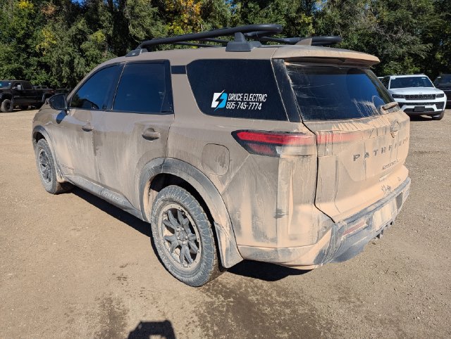 Used 2024 Nissan Pathfinder Rock Creek AWD/4WD image 17