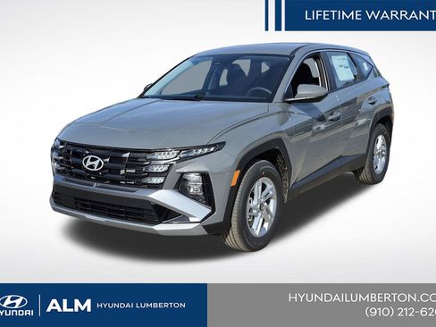 New 2026 Hyundai Tucson SE image 1