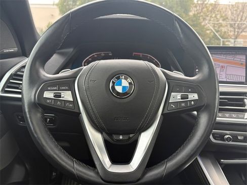 Used 2019 BMW X5 xDrive50i w/ Parking Assistance Package image 11
