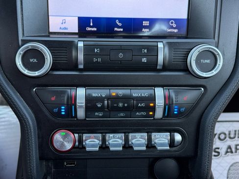Used 2020 Ford Mustang Premium RWD image 15