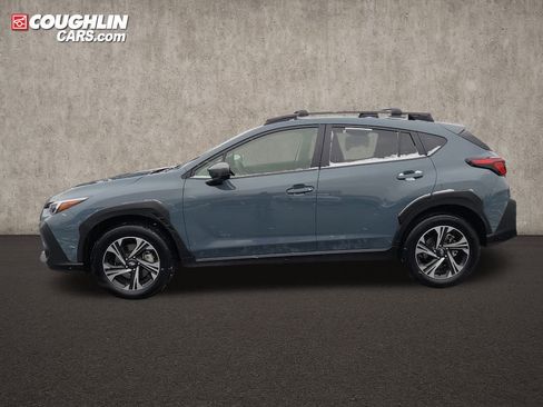 Used 2024 Subaru Crosstrek 2.0i Premium image 2