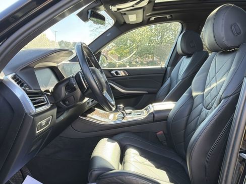 Used 2023 BMW X5 sDrive40i image 11