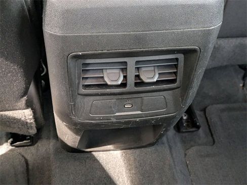 Used 2023 Chevrolet Colorado LT w/ LT Convenience Package II image 28