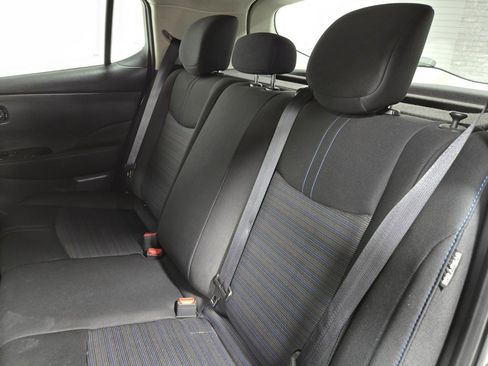 Used 2024 Nissan Leaf SV Plus image 31