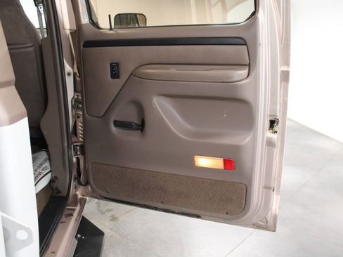 Used 1997 Ford F350 XLT image 34