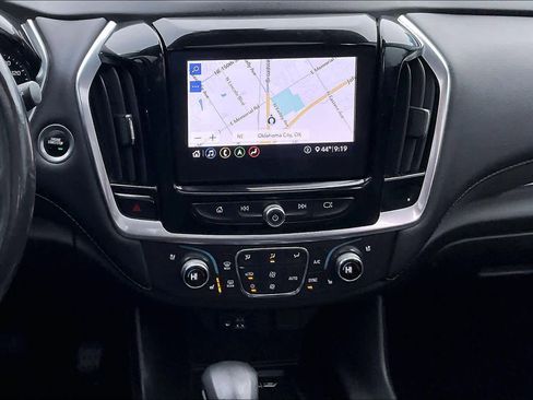 Used 2021 Chevrolet Traverse High Country image 8