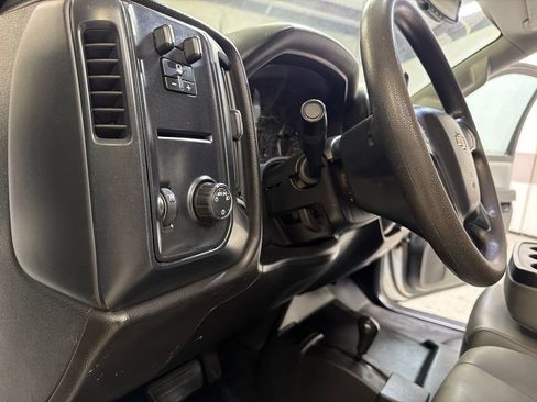 Used 2019 Chevrolet Silverado 2500 W/T w/ WT Convenience Package AWD/4WD image 29