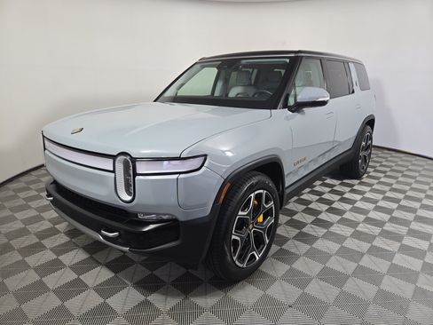 Used 2024 Rivian R1S Adventure AWD/4WD image 1