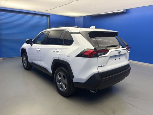 Used 2024 Toyota RAV4 XLE w/ Convenience Package AWD/4WD image 5