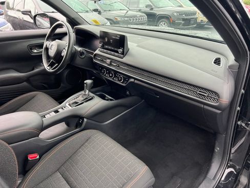 Used 2024 Honda HR-V Sport image 26