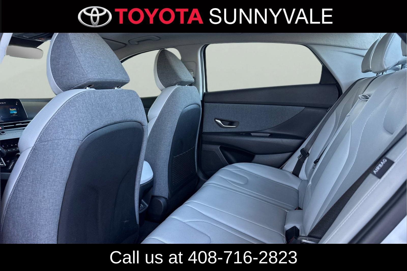 Used 2025 Hyundai Elantra Limited FWD image 5