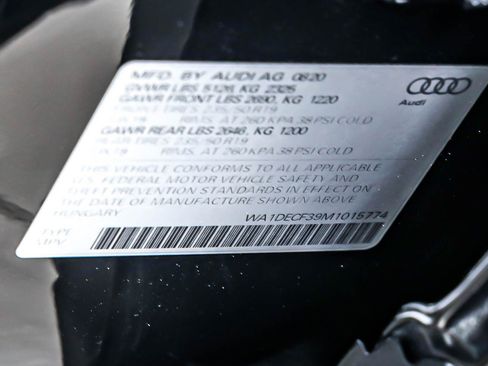 Used 2021 Audi Q3 2.0T Premium image 24