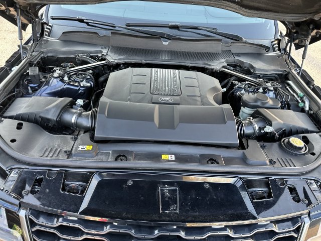 Used 2019 Land Rover Range Rover Sport Supercharged AWD/4WD image 27