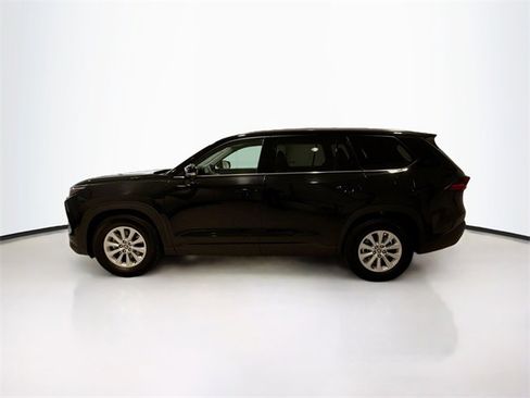 Certified 2025 Toyota Grand Highlander XLE image 4