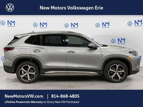New 2026 Volkswagen Tiguan SE AWD/4WD image 6