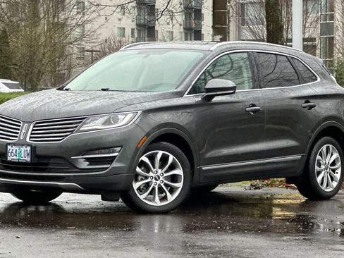 Used 2018 Lincoln MKC Select w/ Select Plus Package image 1