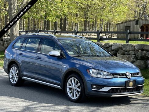 Used 2019 Volkswagen Golf Alltrack SE AWD/4WD image 1