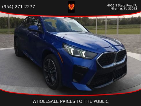 Used 2025 BMW X2 xDrive28i image 3
