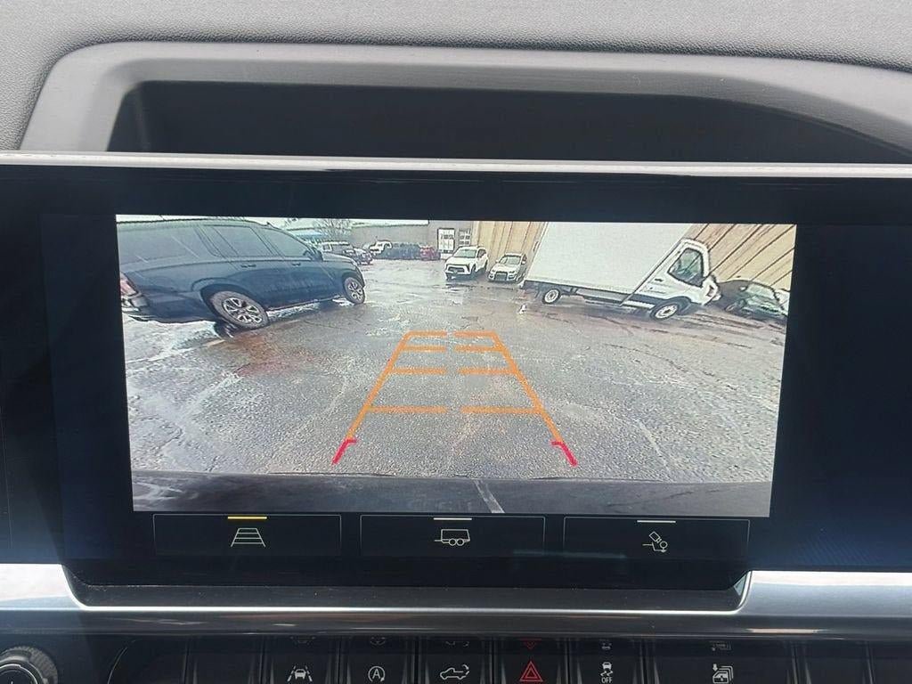 Used 2024 Chevrolet Silverado 1500 RST w/ Convenience Package II AWD/4WD image 18